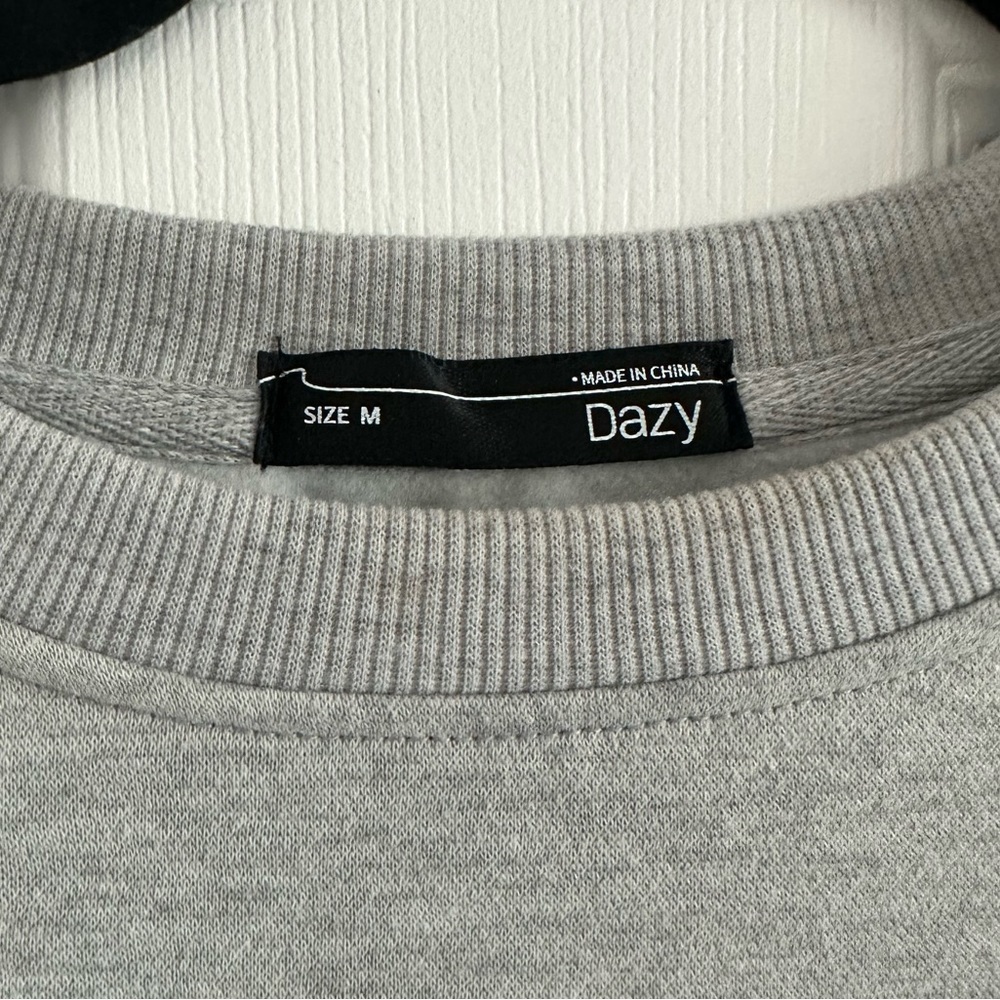 Women Sweaters - Picture 4 of 5